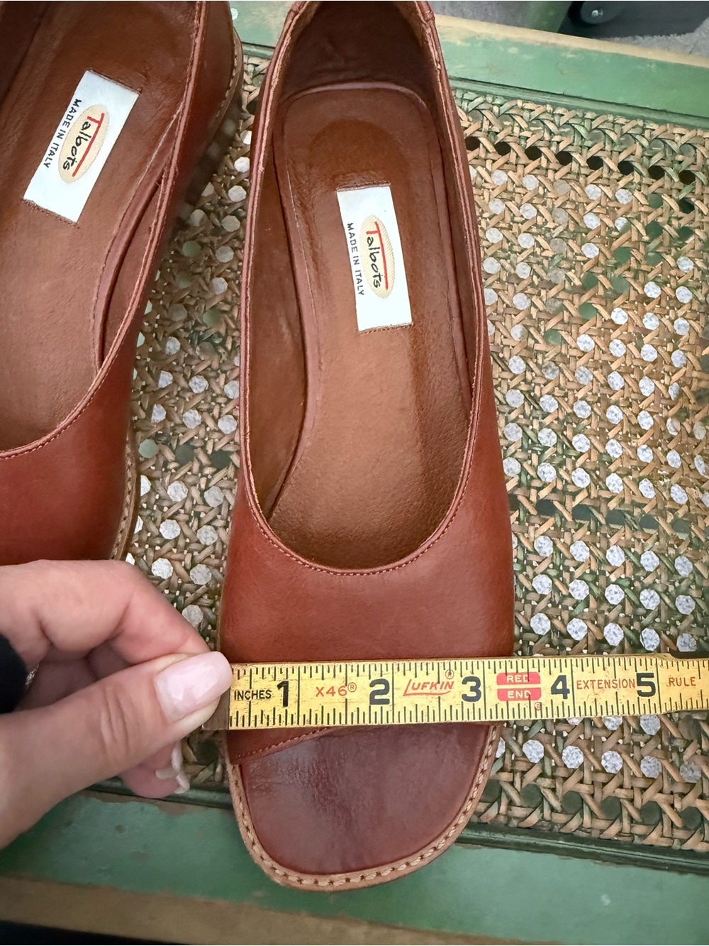 Talbots Italian Brown Leather Peep Toe Flat Sandals Size 8 Narrow - Picture 6 of 8